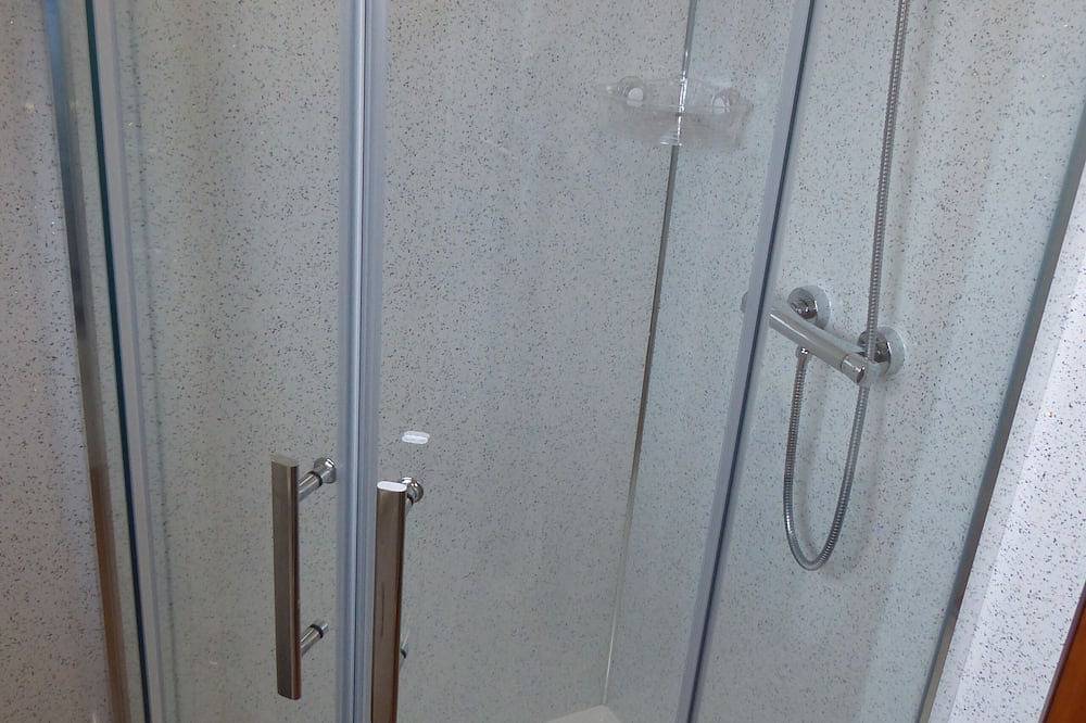 Lodge 3 - Pet Friendly - Aultbea Lodges - Sea Views of Loch Ewe in Highlands