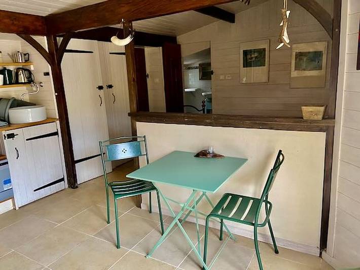 Gîte pour 3 personnes, avec Piscine à Sainte-Nathalène - 3