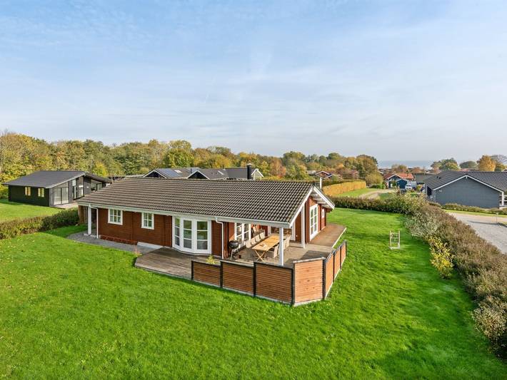 Ferienhaus für 8 Personen, mit Whirlpool und Terrasse sowie Sauna in Mommark