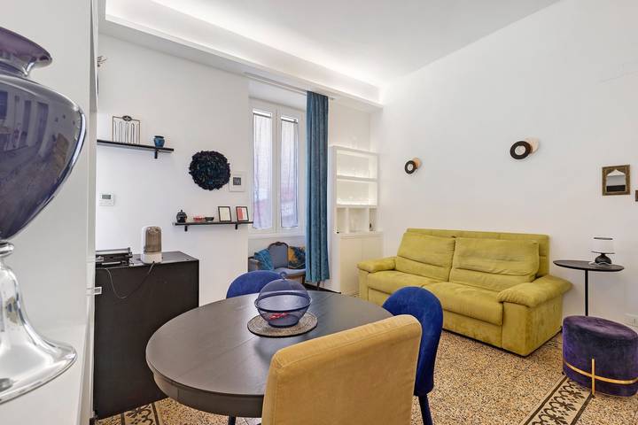 Entire apartment, Ellie Luxury Apartment with Balcony, Wi-Fi, and Air Conditioning in Rome City Center, Rome