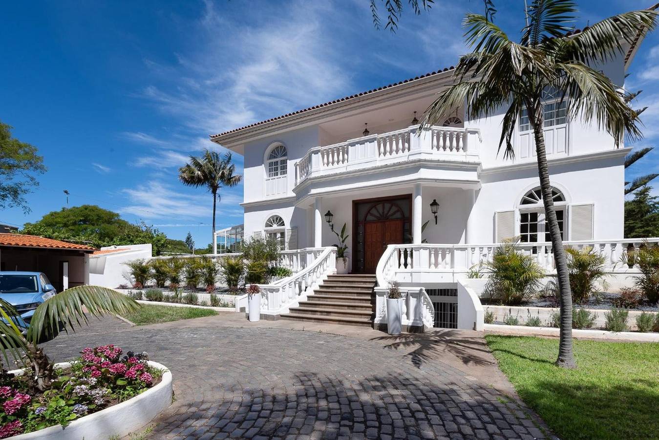 Appartement entier, Karat Villa La Florida – Élégance rénovée, design contemporain et confort exclusif in San Cristóbal de La Laguna, Tenerife du Nord