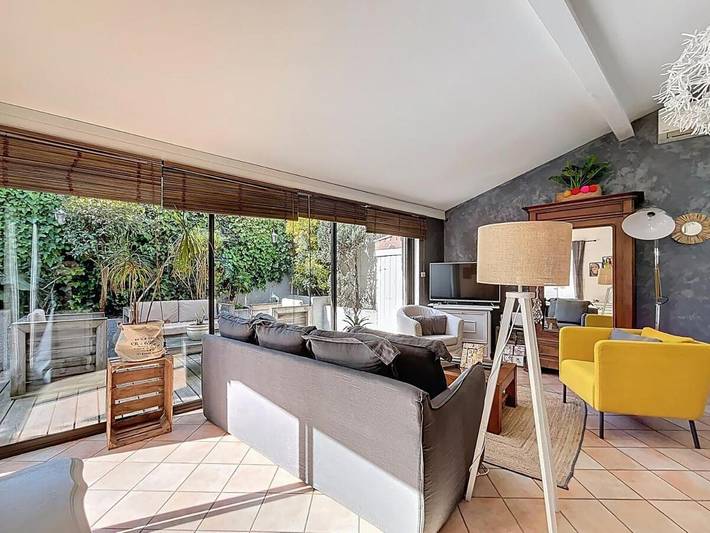 Location de vacances pour 2 personnes, avec jardin et terrasse à Le Bouscat - 3