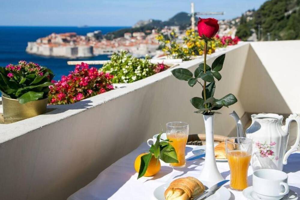 Holiday apartment in Grad Dubrovnik from £314 per night