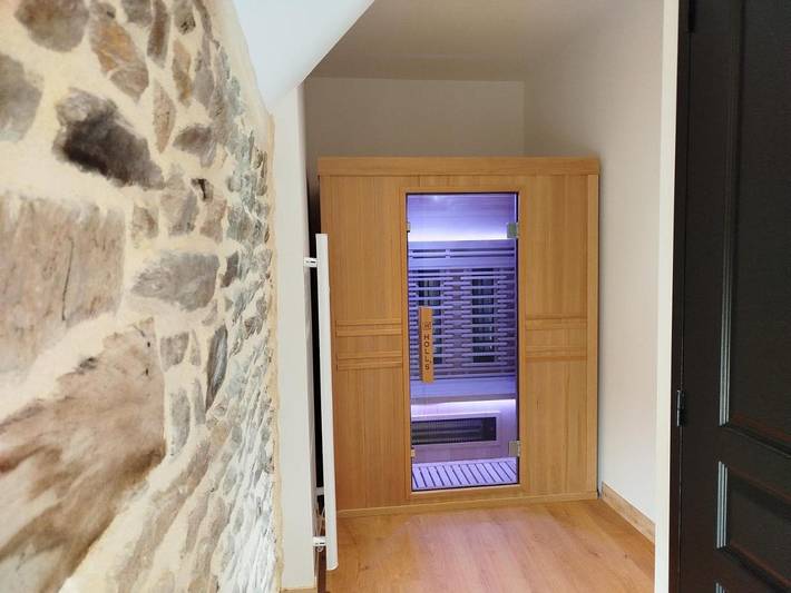 Location de vacances pour 6 personnes, avec sauna ainsi que jacuzzi et jardin à Bacilly - 3