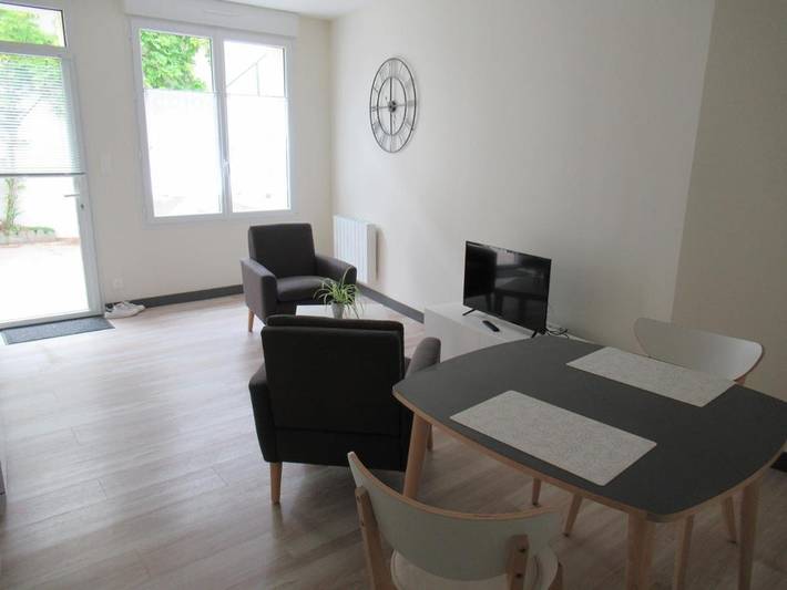 Gîte pour 2 personnes, avec vue dans Thermes Saujon - 4