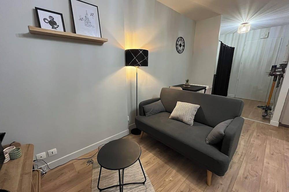 Appartement entier, Appartement cosy et calme proche Disneyland in Crécy-la-Chapelle, Seine-et-Marne