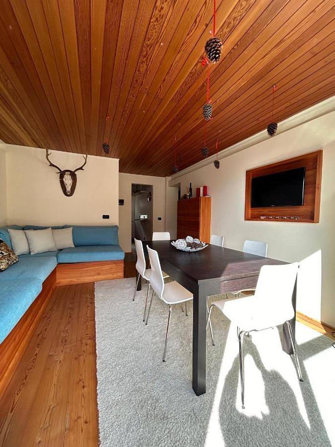 Gîte pour 6 personnes, avec vue et balcon dans Antagnod - 2