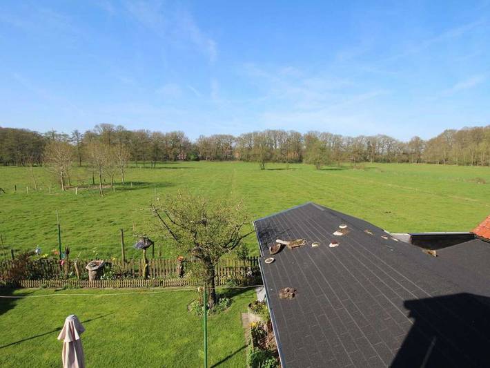 Ferienwohnung für 5 Personen, mit Balkon und Terrasse sowie Garten und Ausblick in Leer - 3