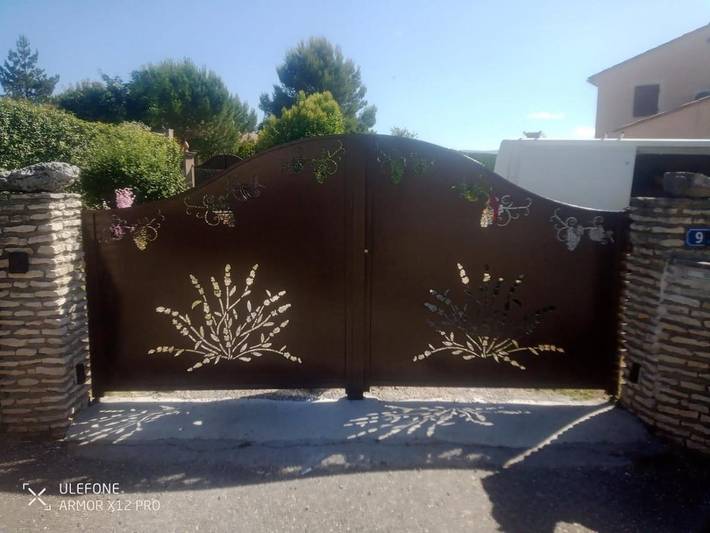 Location de vacances pour 6 personnes, avec vue et jardin, animaux acceptés à Saint-Saturnin-lès-Apt - 3