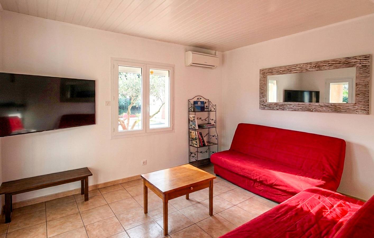 Charmant appartement 1 chambre avec piscine et jardin près du centre-ville de Sampzon in Sampzon, Ardèche