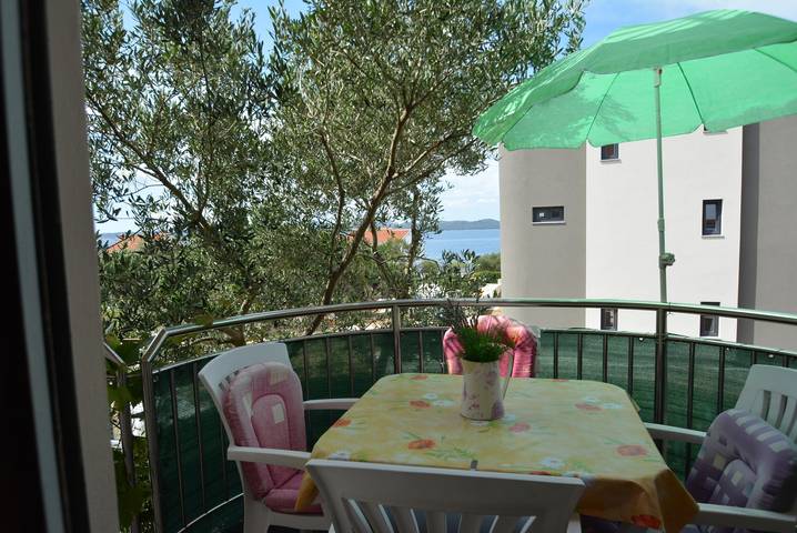 Ferienwohnung für 2 Personen, mit Balkon/Terrasse in Zadar (Kommun)
