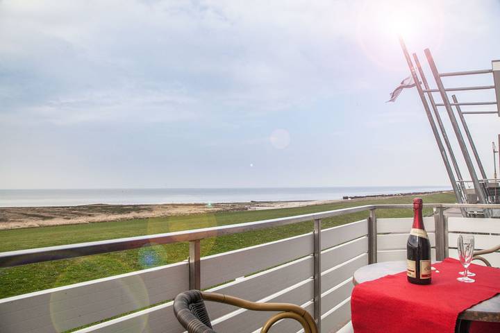 Ferienwohnung für 4 Personen, mit Meerblick und Balkon sowie Balkon/Terrasse in Duhnen