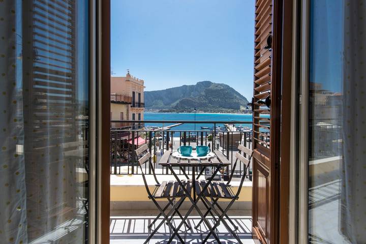 Ferienwohnung für 4 Personen, mit Balkon in Mondello - 2