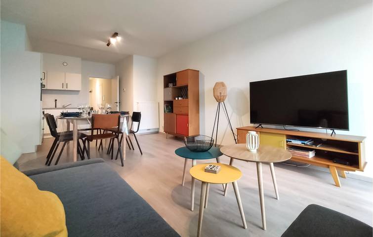 Ganze Ferienwohnung, Ferienwohnung für 6 Personen mit Terrasse in Oostende stadt, Oostende