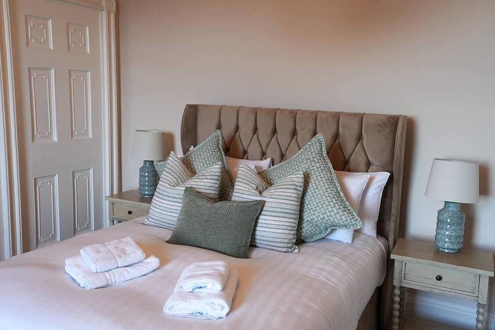 Mariners Haven in Troon in Troon, Firth Of Clyde