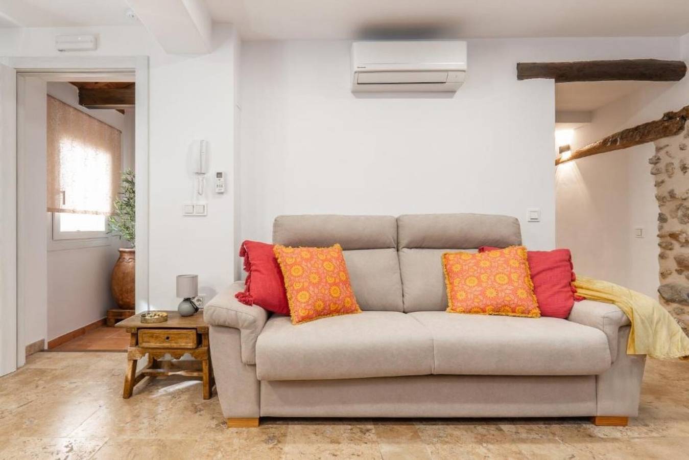 Apartamento entero, Apartamento 'La Trinchera' con Wi-Fi y aire acondicionado in Entorno de Sierra Nevada, Güejar Sierra