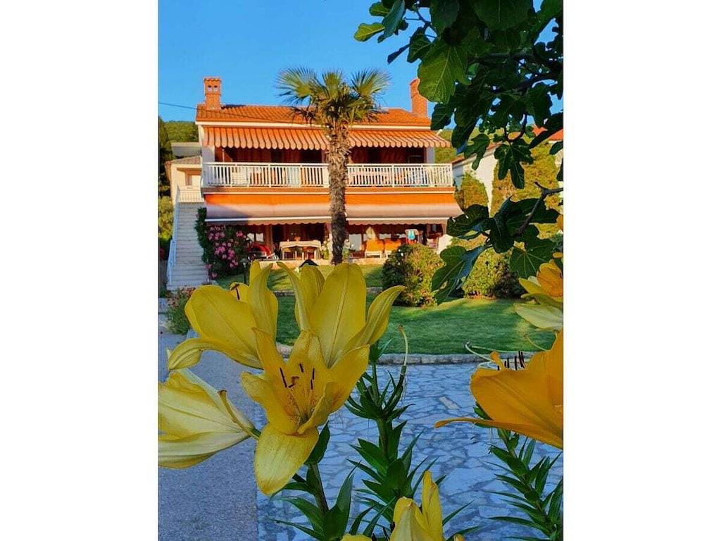 Vakantieappartement in Punat met zwembad in Punat, Krk