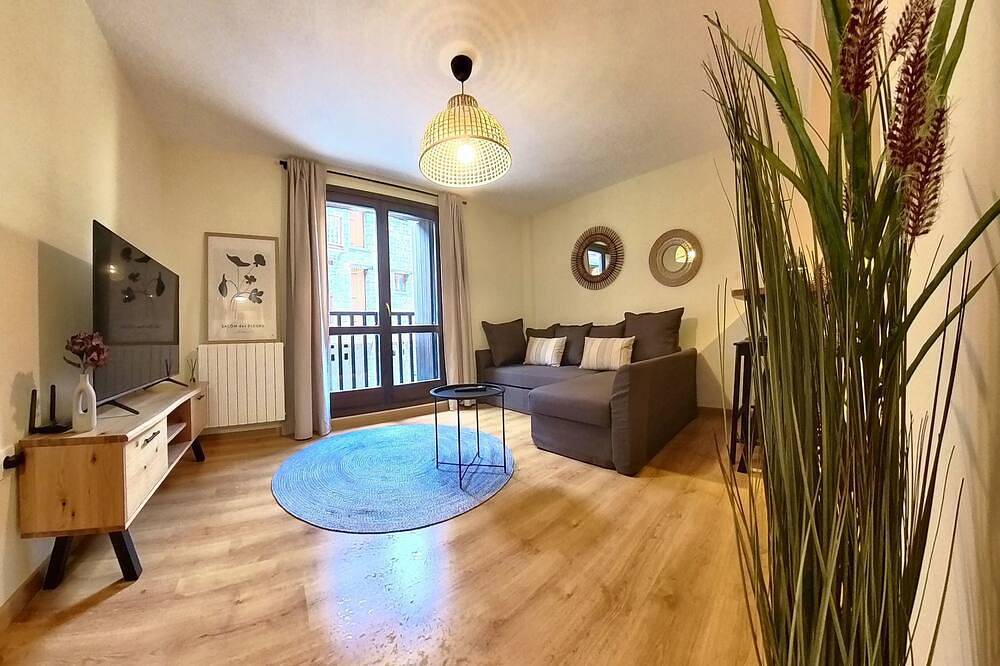 Appartement entier, Mimosa 6 - tucasaenlospirineos in Escarrilla, Sallent de Gállego