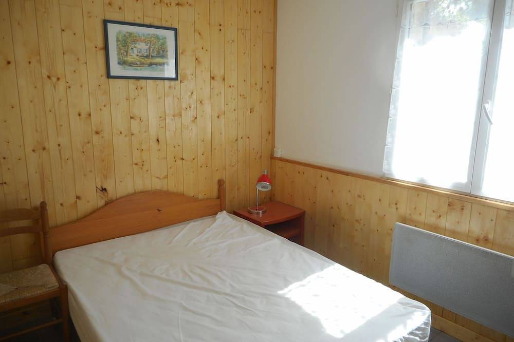 Gîte 2 chambres, 5 à 7 personnes à Sarlat. Piscine chauffée. in Sarlat-la-Canéda, Périgord Noir
