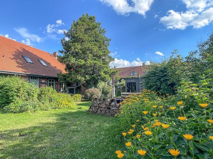 Ferienhaus für 14 Personen, mit Whirlpool und Terrasse sowie Garten und Sauna in Luckow