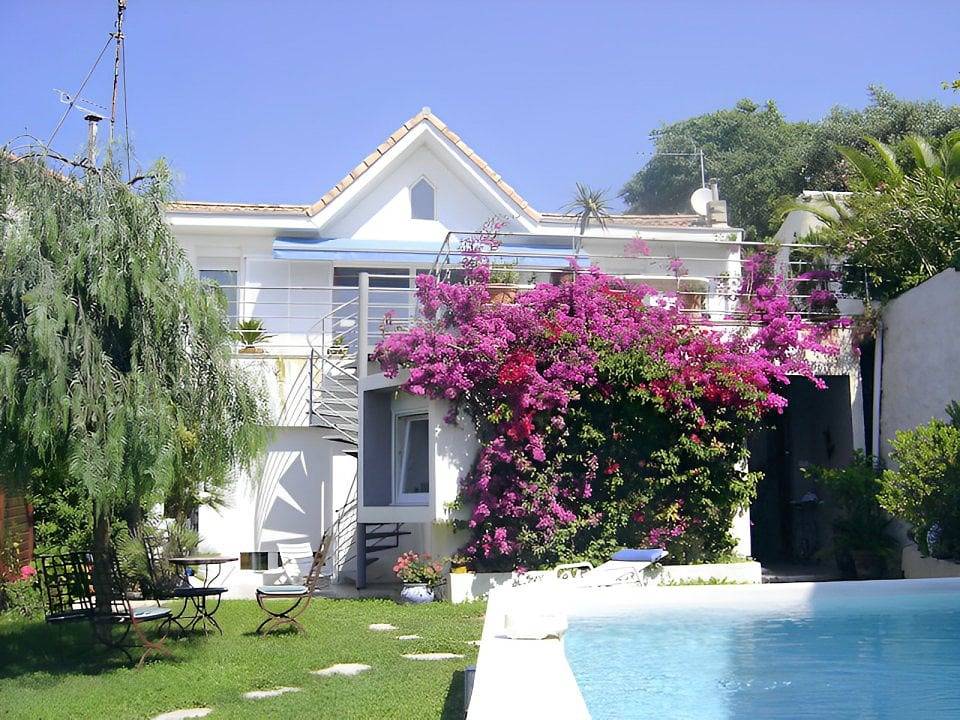 Habitation Bougainville - Chambre d'hôtes "Bougainville" in Marseille, Région de Marseille