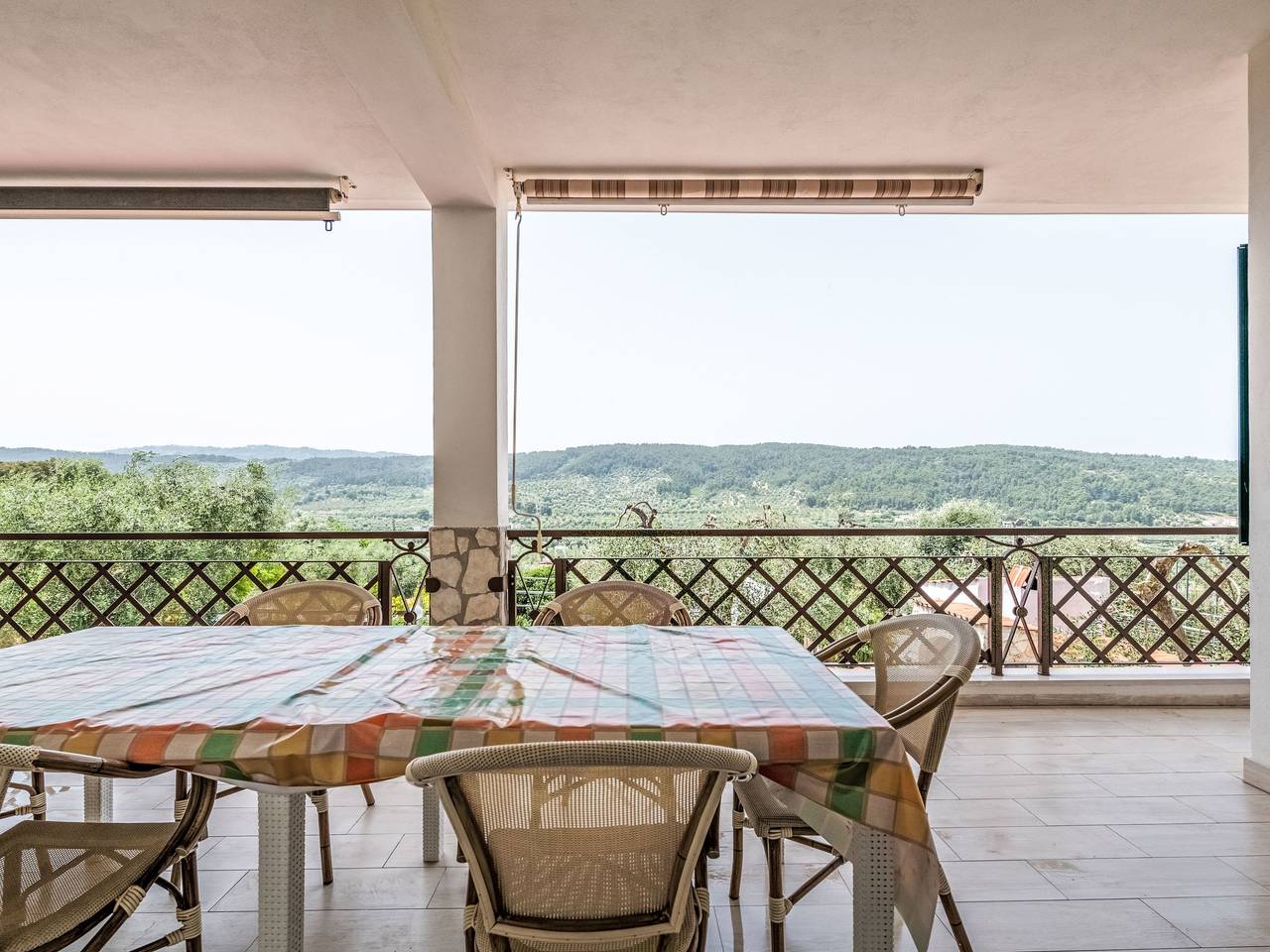 Appartement entier, Quadrilocale in villa con piscina in Peschici, Région de Peschici