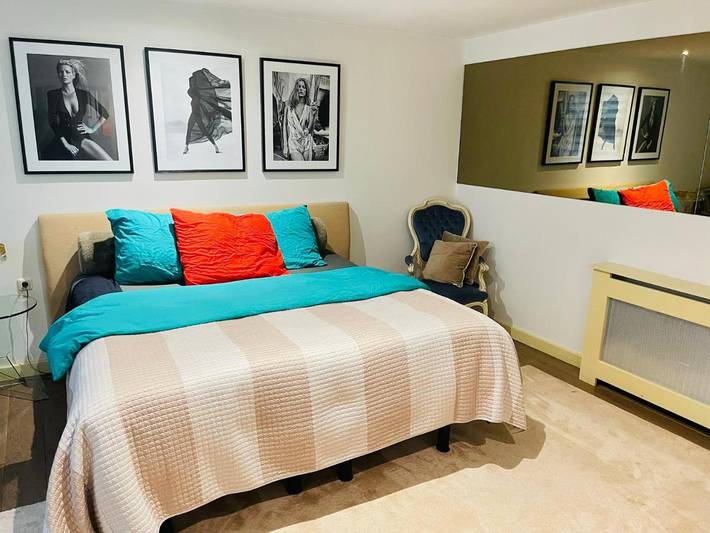 BnB für 4 Personen, mit Balkon und Seeblick sowie Ausblick in Amsterdam - 3