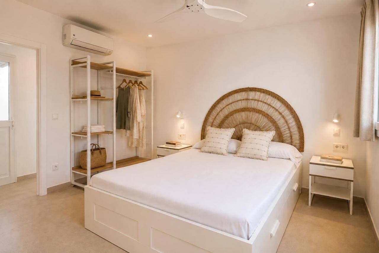 Three-Bedroom House in Punta Prima, Sant Lluís