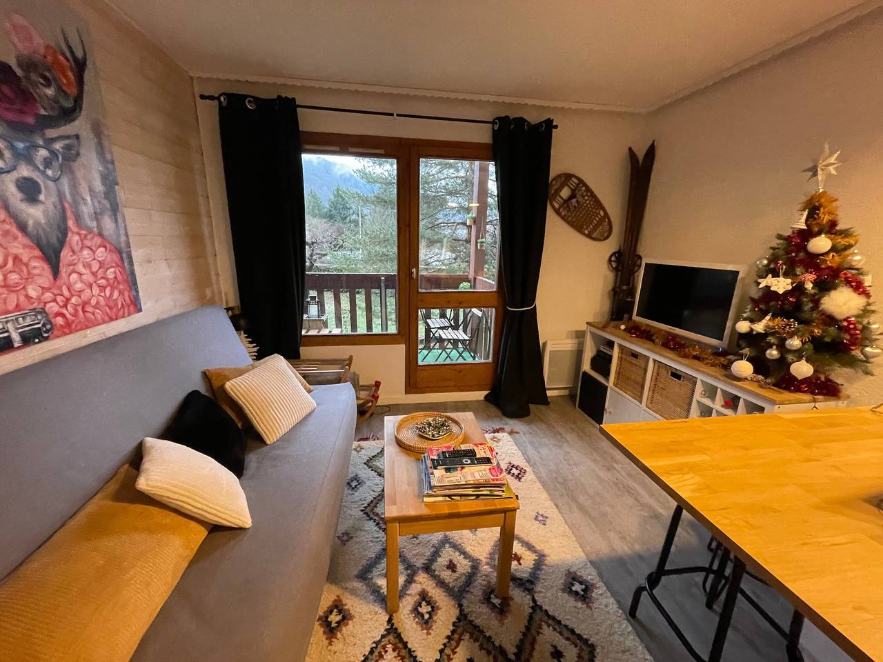 Ganzes Studio, Einzimmerapartment 'Le Solaret' mit Bergblick und Balkon in Bourg-Saint-Maurice, Albertville und Umgebung