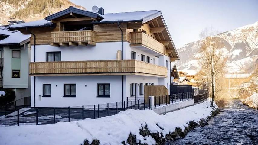 Ferienwohnung für 6 Personen, mit Sauna und Balkon