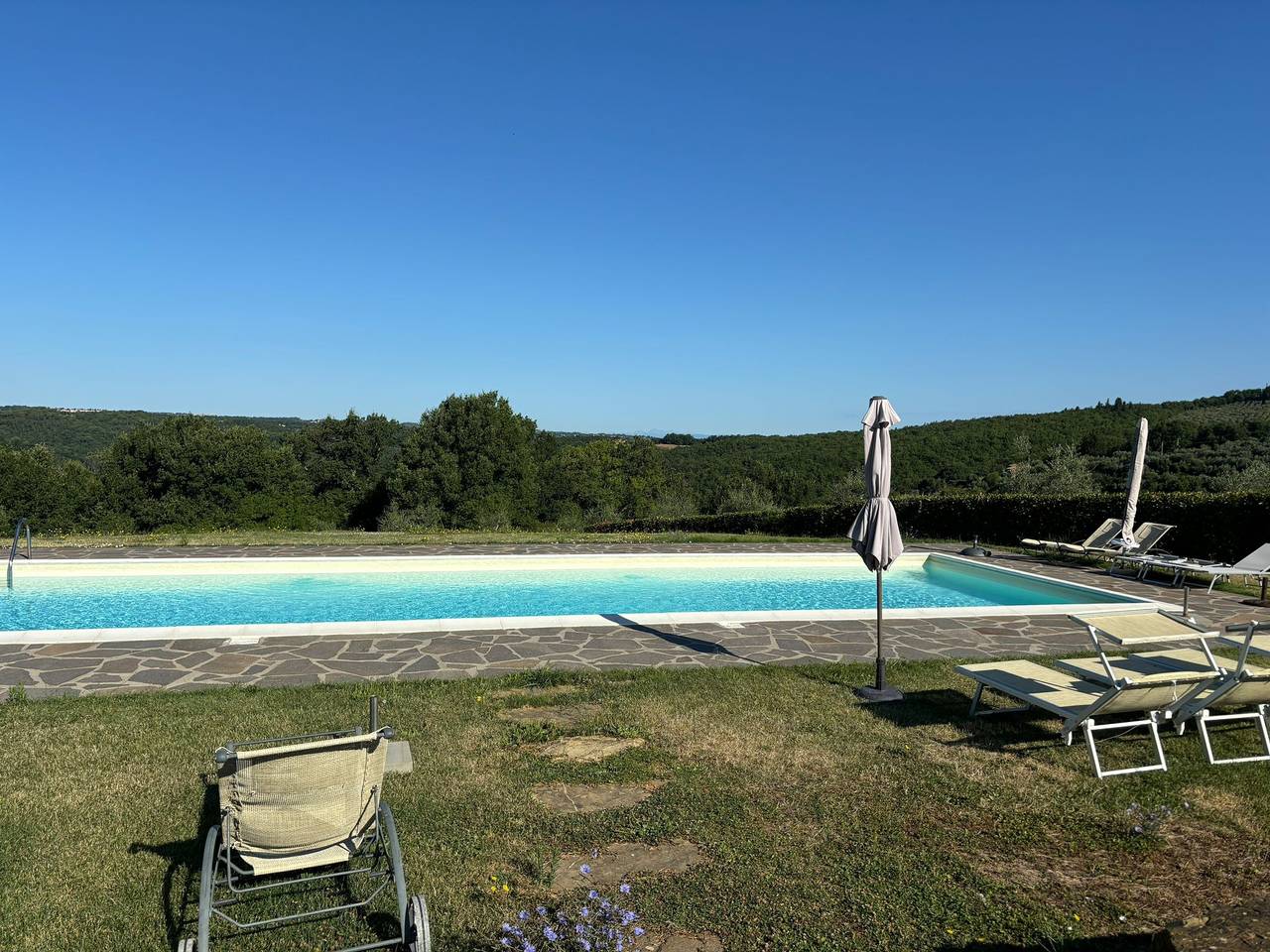 Ferienhaus 'Badia a Passignano mit Pool' mit Gemeinschaftspool, privater Terrasse und Wlan in Tavarnelle Val di Pesa, Barberino Tavarnelle