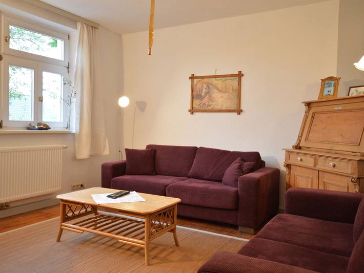 Ferienhaus für 8 Personen, mit Garten, kinderfreundlich