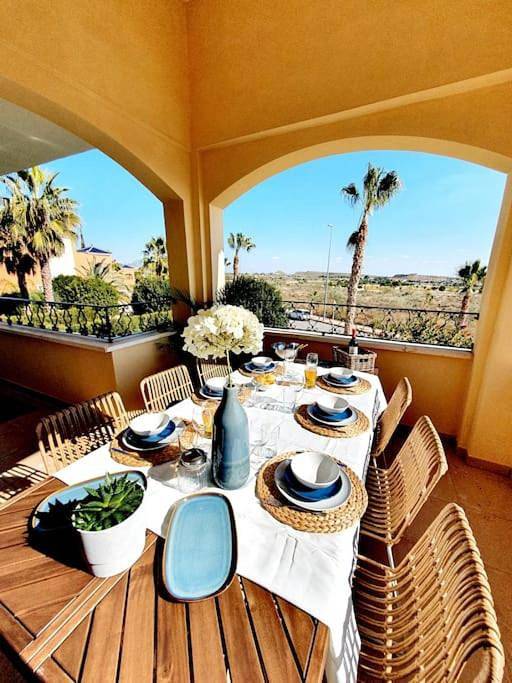Appartement de vacances pour 9 personnes, avec Balcon et Terrasse ainsi que Jardin et Piscine dans Corvera