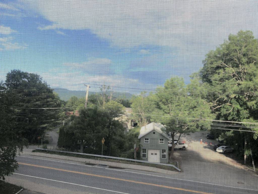 Ganze Wohnung, Lake view cozy two bedroom in Bolton Landing - walk to Town! in Bolton Landing, Adirondack Mountains