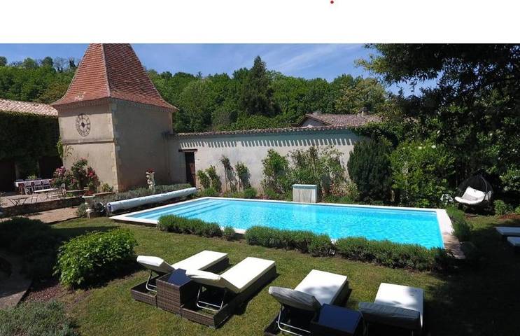 Location de vacances pour 4 personnes, avec vue ainsi que jardin et piscine à Le Fleix - 4
