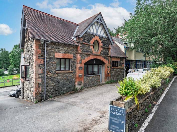 Log cabin for 2 people in Lake Windermere