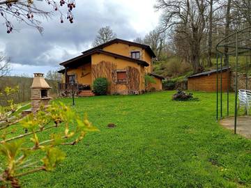 Casa rural para 9 personas, con vistas y jardín, Se admiten mascotas en Sanabria (Zamora)