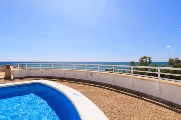 Appartement de vacances pour 4 personnes, avec Terrasse et Piscine à Cambrils