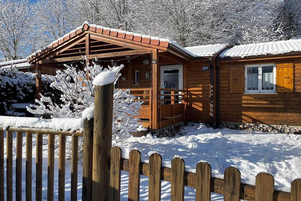 Le Petit Chalet Des Vosges (near Gerardmer) in Corcieux, Parque natural regional de los Ballons des Vosges