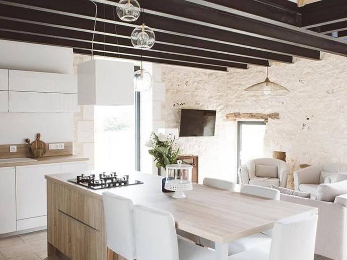 Location de vacances pour 6 personnes, avec terrasse et jardin à Sorges - 4