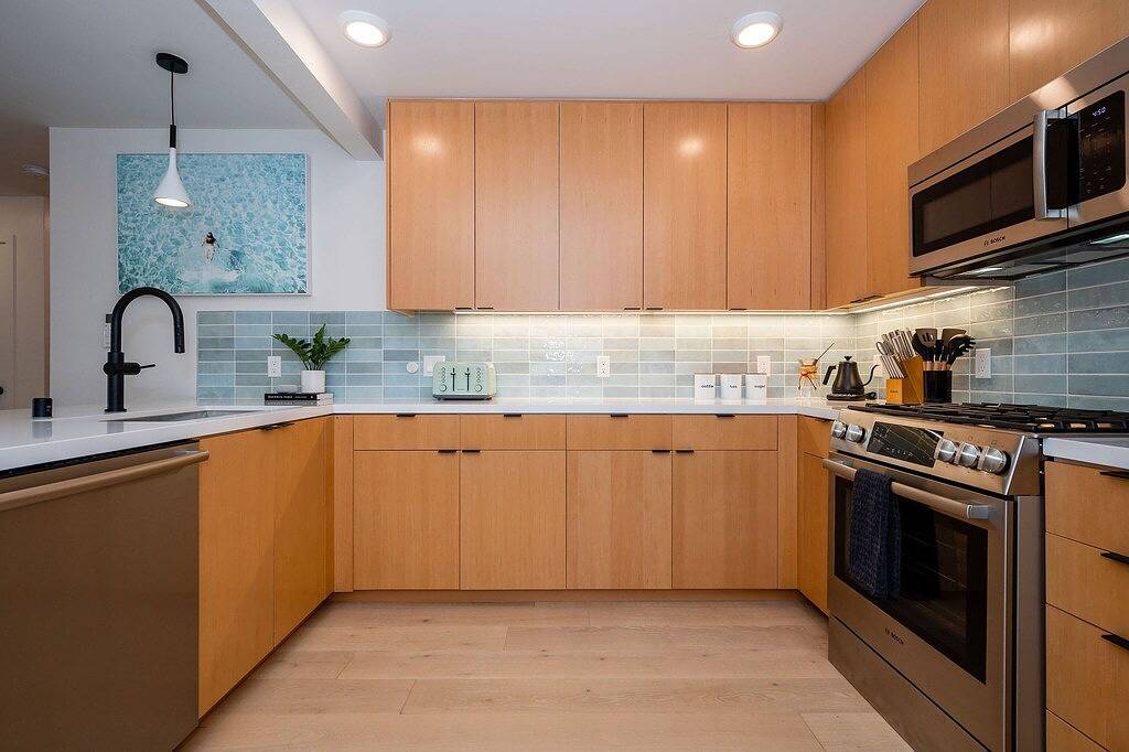 Ganze Wohnung, Beach Getaway in the Heart of Capitola Village! in Capitola, Santa Cruz County