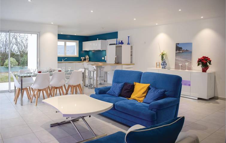 Location de vacances pour 6 personnes, avec jardin et terrasse à Matignon - 2