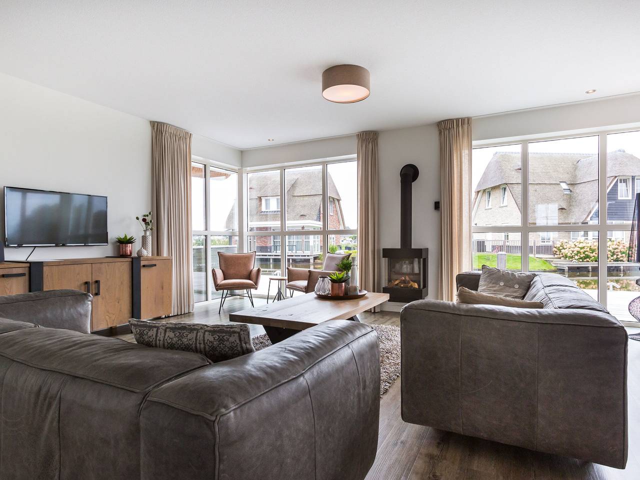 Friesland Villa mit Kamin in Delfstrahuizen, Friesland