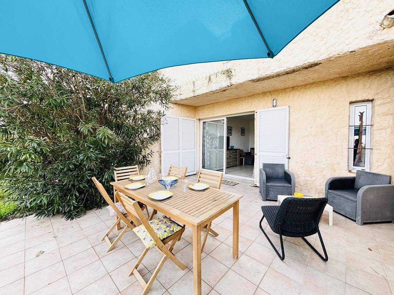 Appartement entier, Appartement 3 pièces avec terrasse et parking à 1 km de la plage, 6 couchages, Lumio in Sant Ambroggio, Lumio