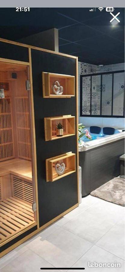 Gîte pour 2 personnes, avec jacuzzi ainsi que terrasse et sauna à Auterive - 3