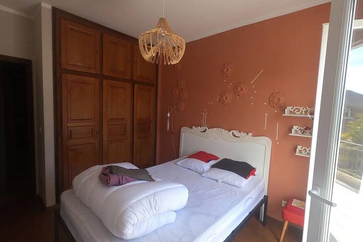 Location de vacances pour 12 personnes, avec jardin et balcon, animaux acceptés à Morosaglia - 2
