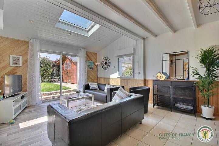 Location de vacances pour 5 personnes, avec jardin et terrasse à Perros-Guirec