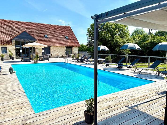 Location de vacances pour 2 personnes, avec terrasse ainsi que jardin et piscine à Padirac - 2