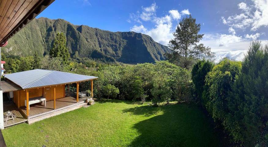 Gîte pour 3 personnes, avec vue ainsi que terrasse et jardin à La Plaine-des-Palmistes - 3