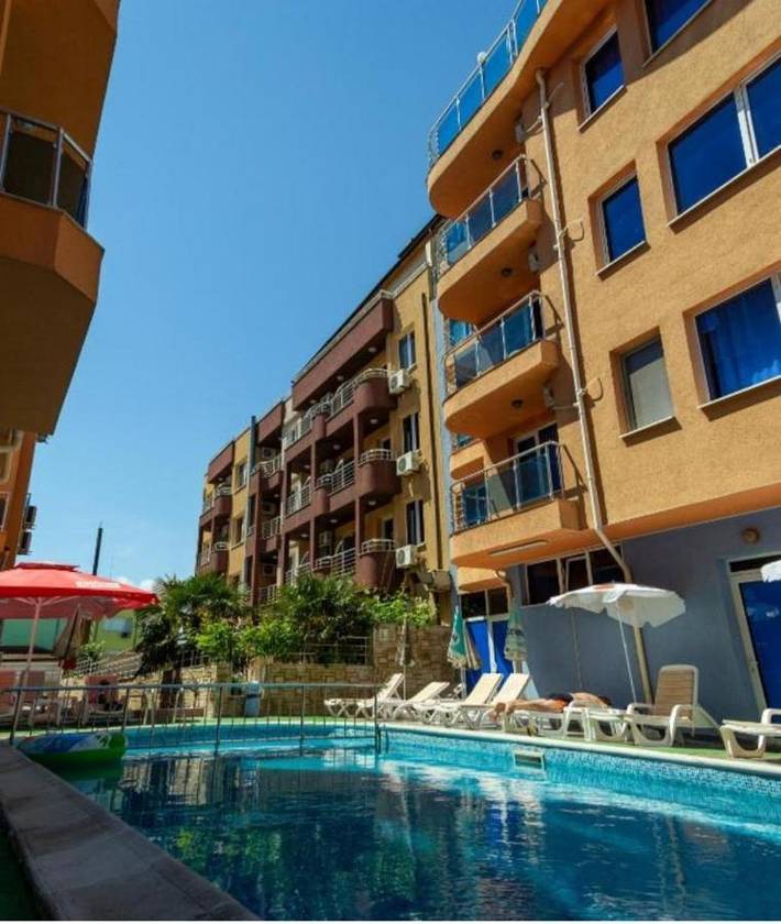 Apartament wakacyjny dla 4 osób, z basen i ogród oraz balkon w Primorsko